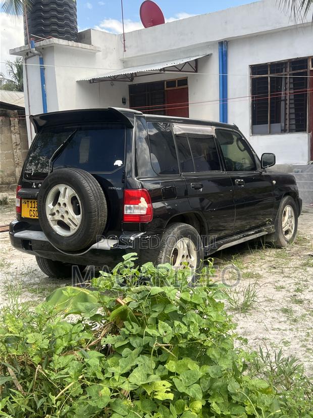 Mitsubishi Pajero Sport 2004 Black