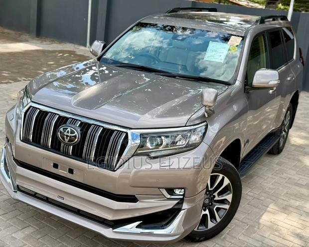 New Toyota Land Cruiser Prado 2023 Beige