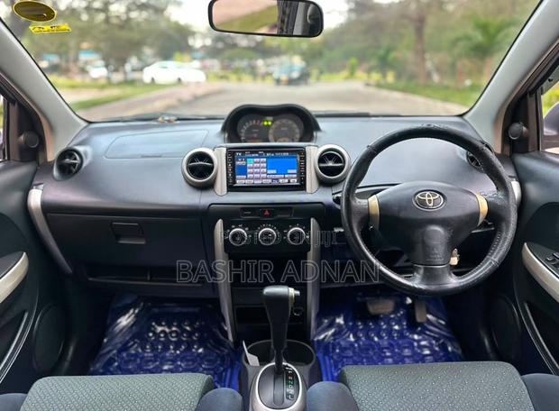 Toyota IST 2006 Silver