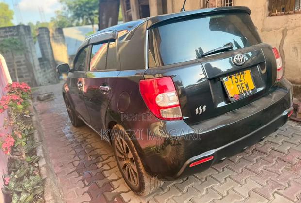 Toyota IST 2008 Black