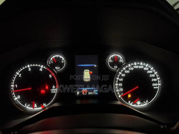 Toyota Land Cruiser 2024 White