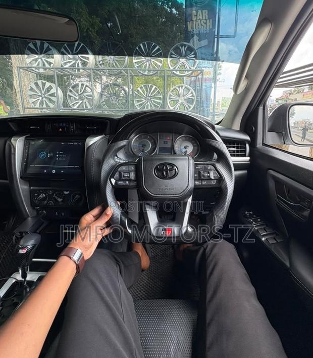 Toyota Fortuner 2019 White