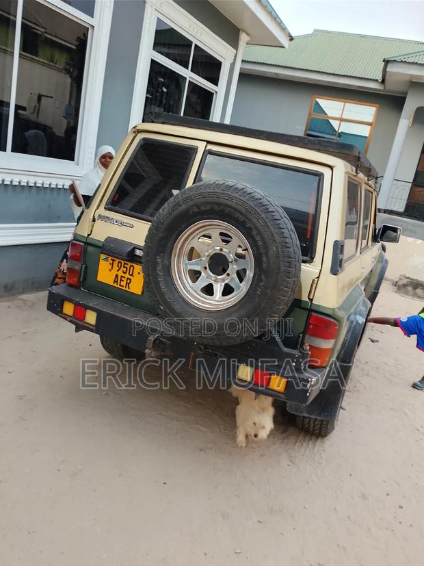 Nissan Patrol 1997 Beige