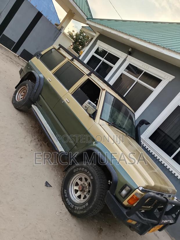 Nissan Patrol 1997 Beige