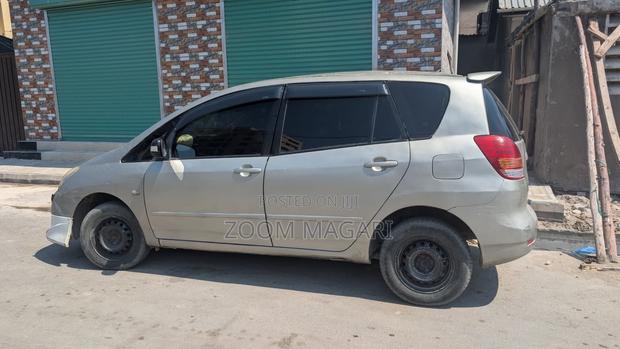 Toyota Corolla Spacio 2006 Silver