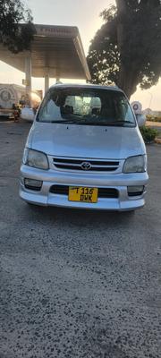 Toyota Noah 2002 Silver for sale
