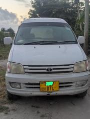 Toyota Noah 2003 Silver for sale