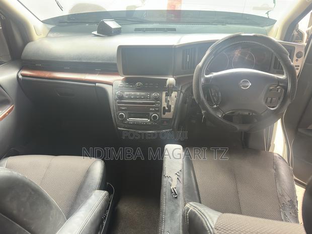 Nissan Elgrand 2005 White