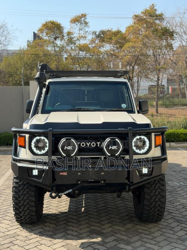 Toyota Land Cruiser 79 Series 2025 White
