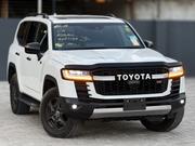 Toyota Land Cruiser LC300 2024 White for sale