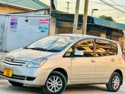 Toyota Corolla Spacio 2005 Gold for sale