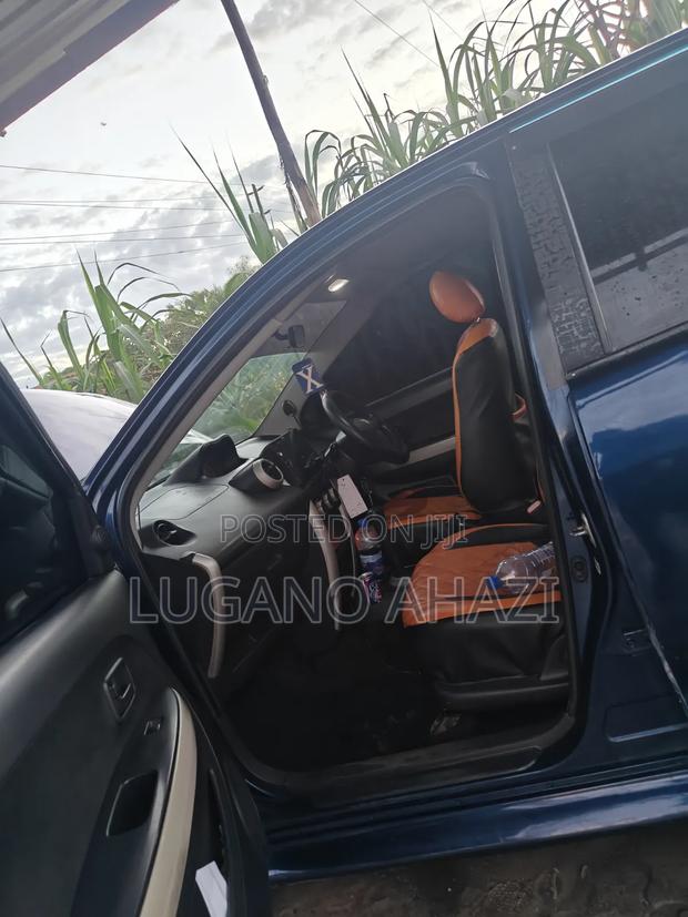 Toyota IST 2006 Blue