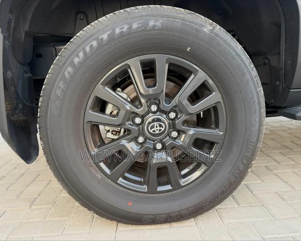 New Toyota Land Cruiser Prado 2026 Matt Black