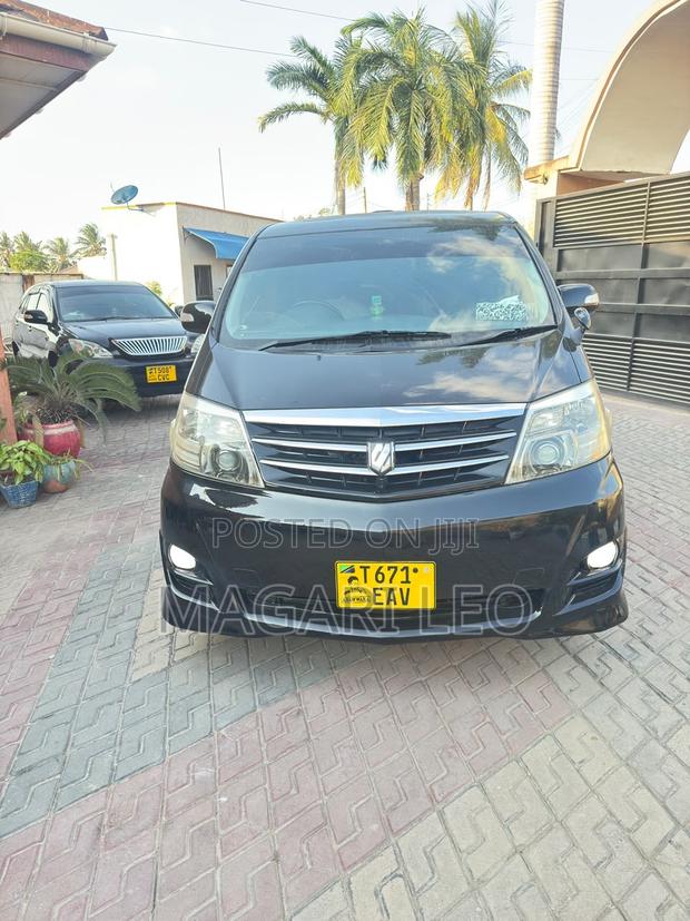 Toyota Alphard 2.4 Petrol AWD 2006 Black
