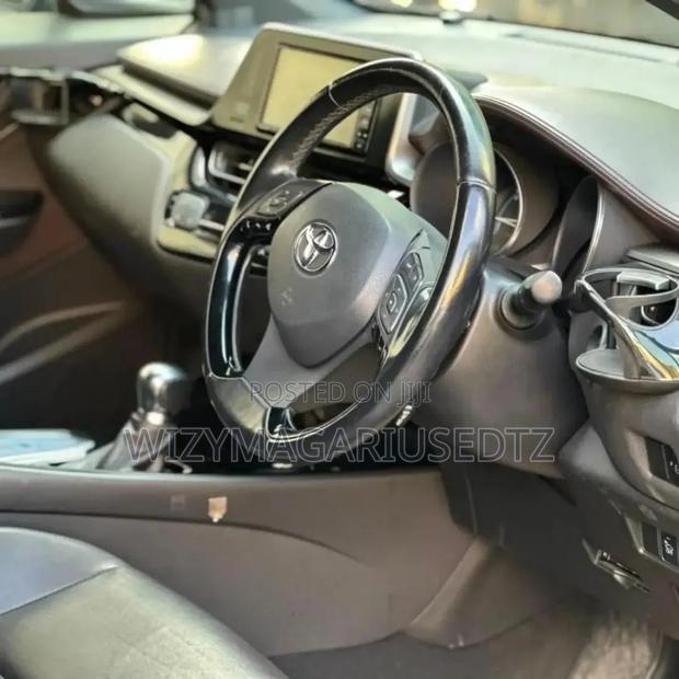Toyota C-HR 2018 Matt Black