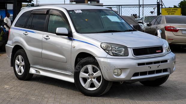 Toyota RAV4 2004 Silver