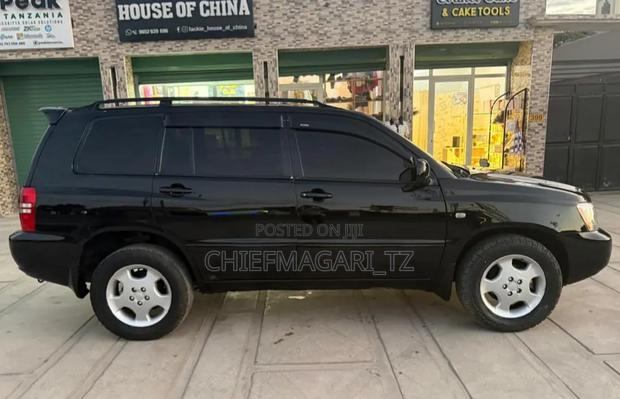 Toyota Kluger 2005 Black
