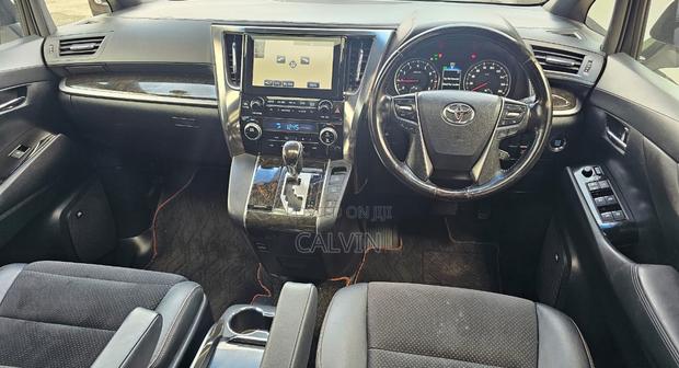 Toyota Alphard 2016 White
