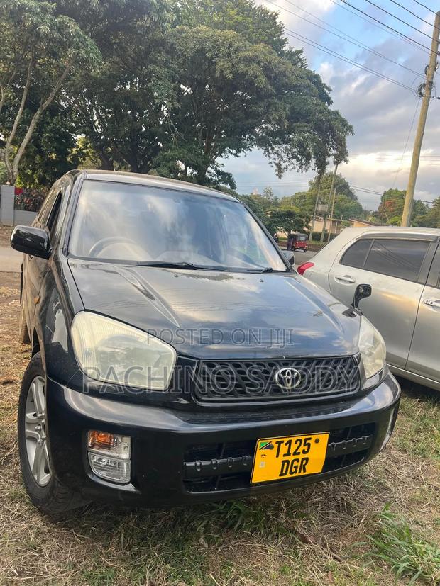 Toyota RAV4 Automatic 2000 Black