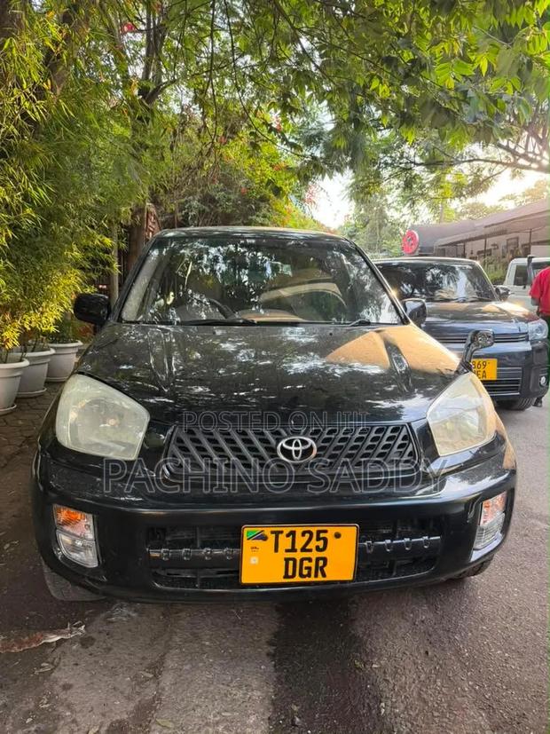 Toyota RAV4 Automatic 2000 Black