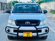 Toyota Hilux 2009 White for sale