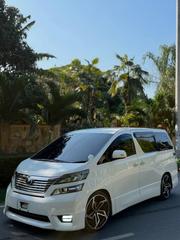 Toyota Vellfire 2010 Pearl for sale