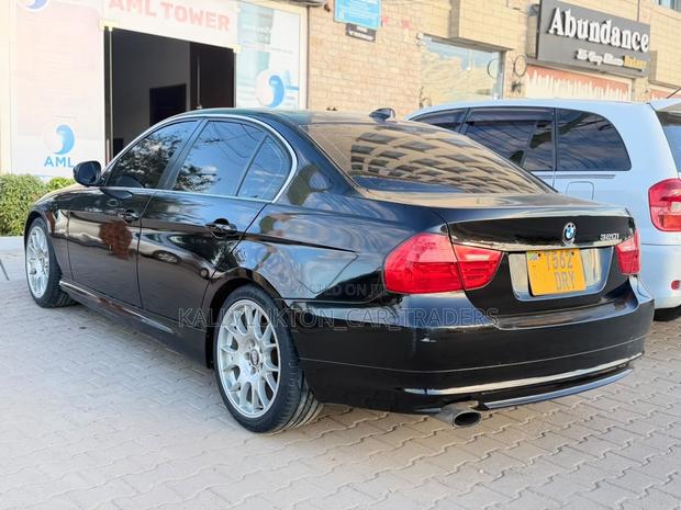 BMW 3 Series 2010 Black