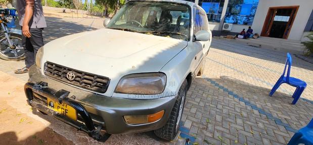 Toyota RAV4 Cabriolet 1998 White