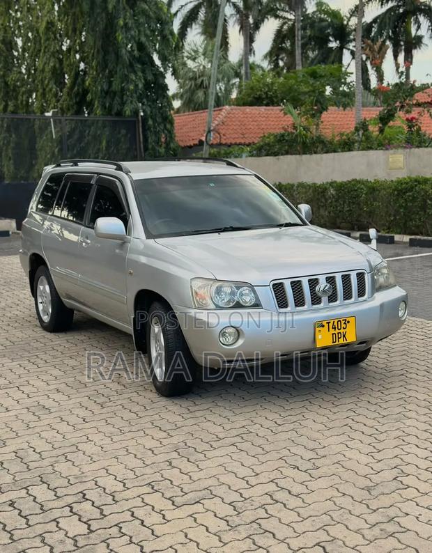 Toyota Kluger 2005 Silver