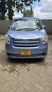Toyota Noah 2009 Blue for sale