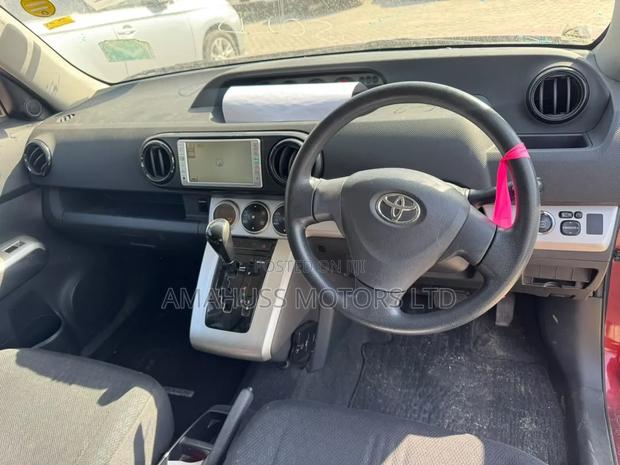 Toyota Corolla Rumion 2007 Maroon