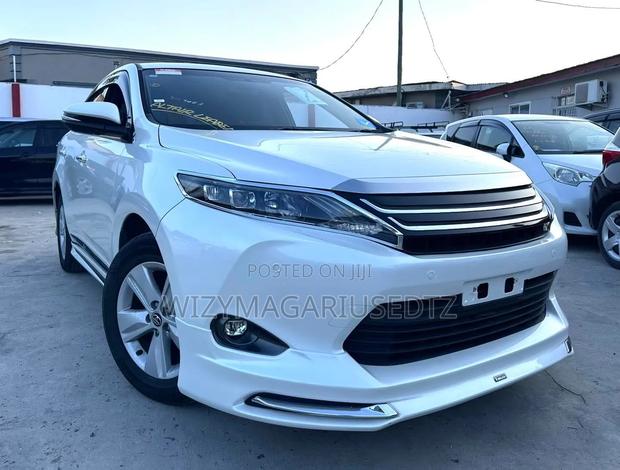 Toyota Harrier 2016 White