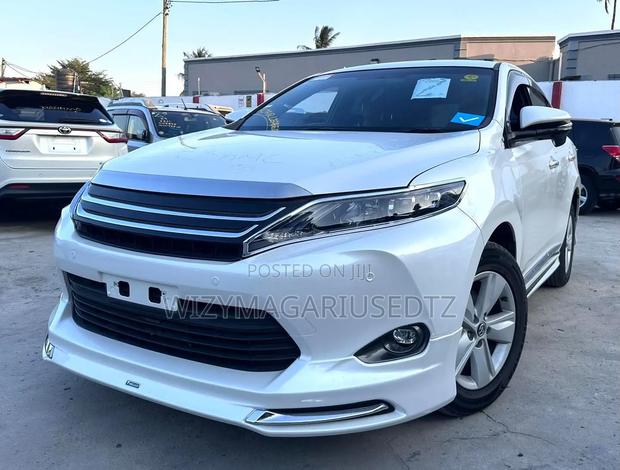 Toyota Harrier 2016 White