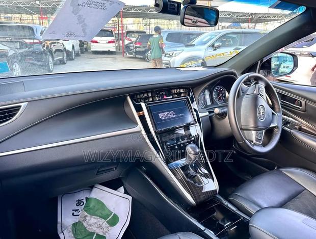 Toyota Harrier 2016 White