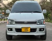 Toyota Noah 2001 White for sale