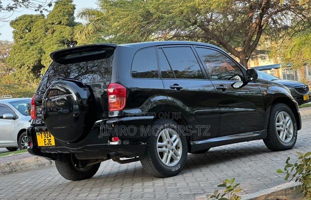 Toyota RAV4 2001 Black