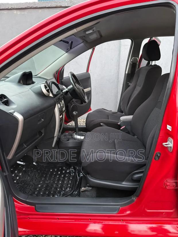 Toyota IST 2003 Red