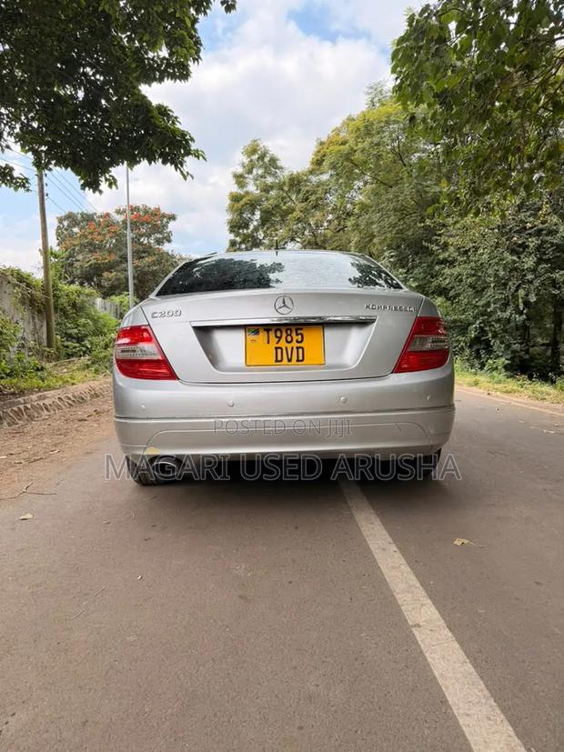 Mercedes-Benz C200 2009 Silver