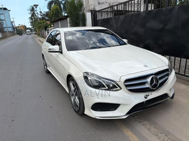 Mercedes-Benz E300 2013 White