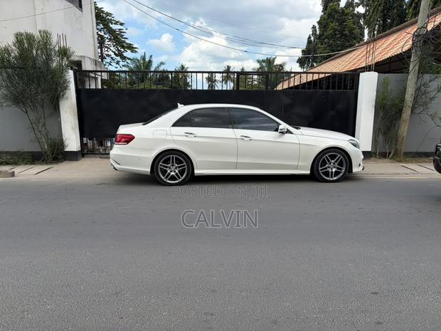 Mercedes-Benz E300 2013 White