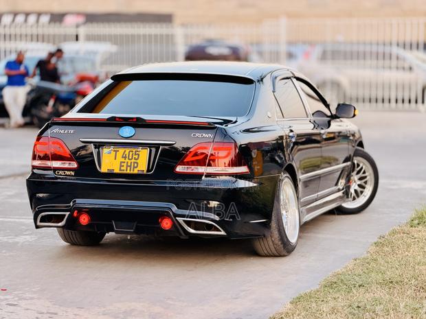Toyota Crown 2007 Black