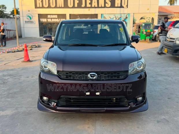 Toyota Corolla Rumion 2010 Black