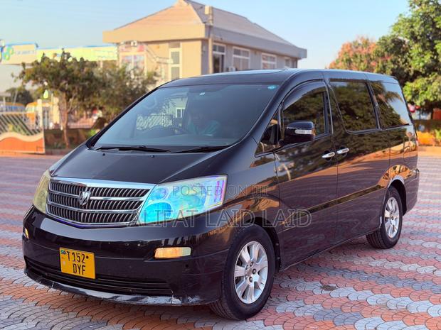 Toyota Alphard 2004 Black