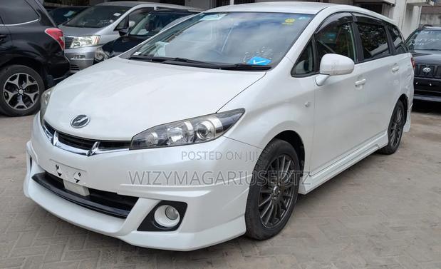 Toyota Wish 2009 White