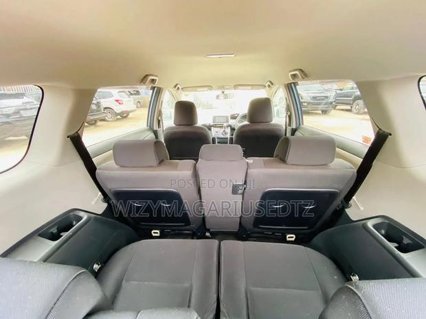 Toyota Wish 2009 White