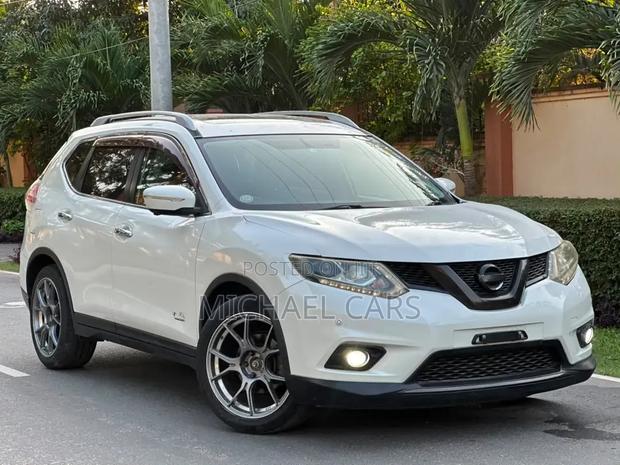 Nissan X-Trail 2015 White