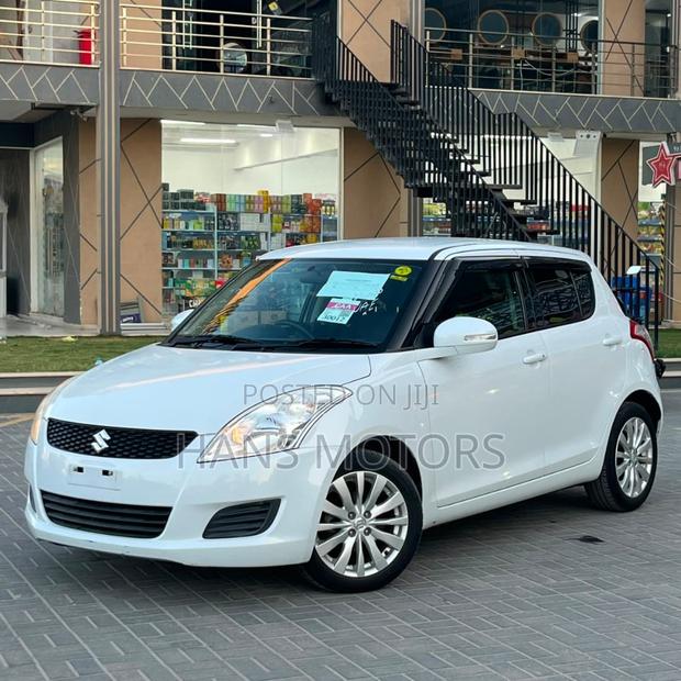 Suzuki Swift 2012 White