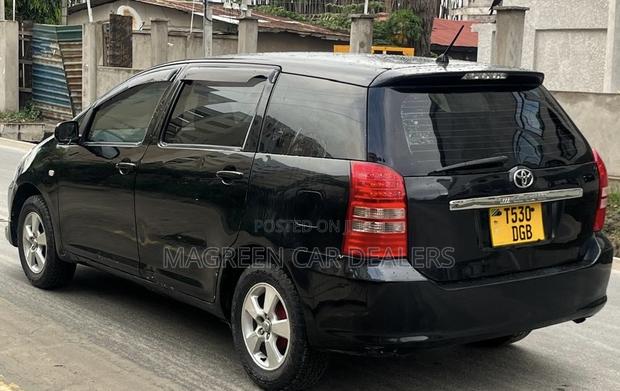 Toyota Wish 2006 Black