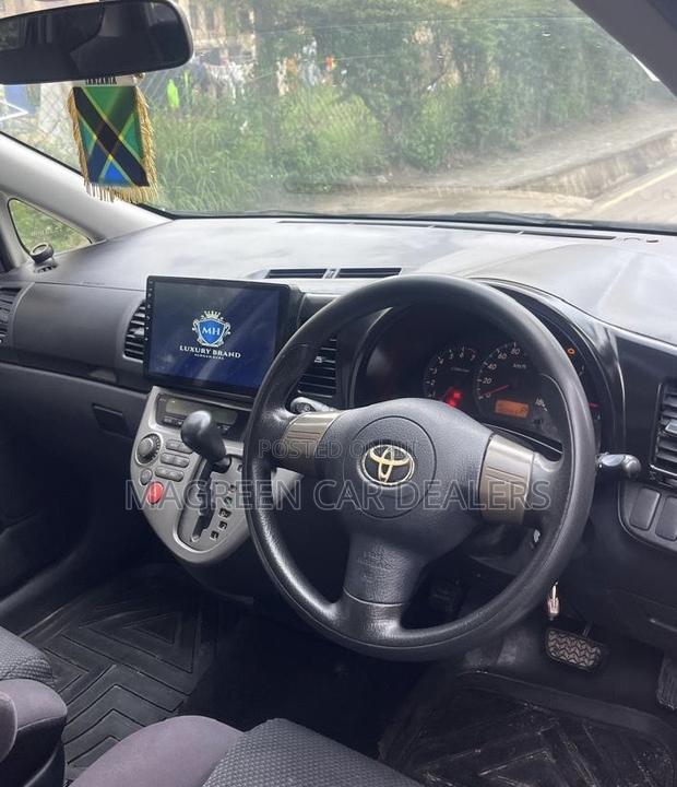 Toyota Wish 2006 Black