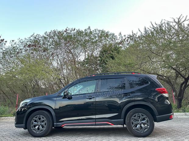 Subaru Forester Premium AWD 2019 Black